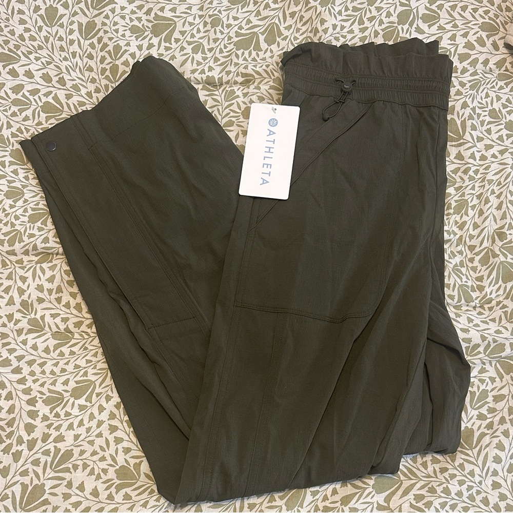 Athleta Women's Olive Cargo Pants